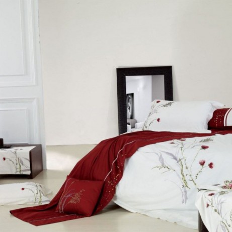 Постельное белье с вышивкой Фамилье ES-06 Красный, 1.5 спальный